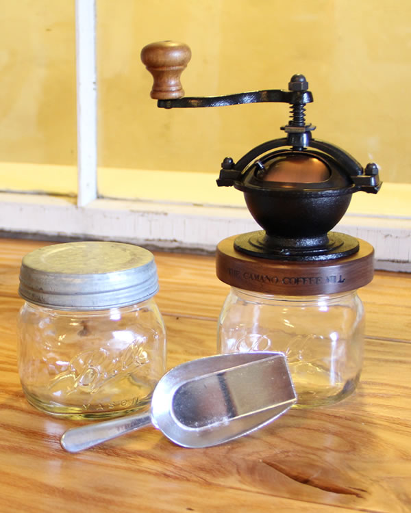 Coffee Bean Scoop ⋆ Red Rooster Trading Company